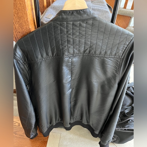 USA small leather jacket - Picture 2 of 4